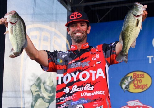 Iaconelli Day 1 Tournament Weigh-In Fishing Photo