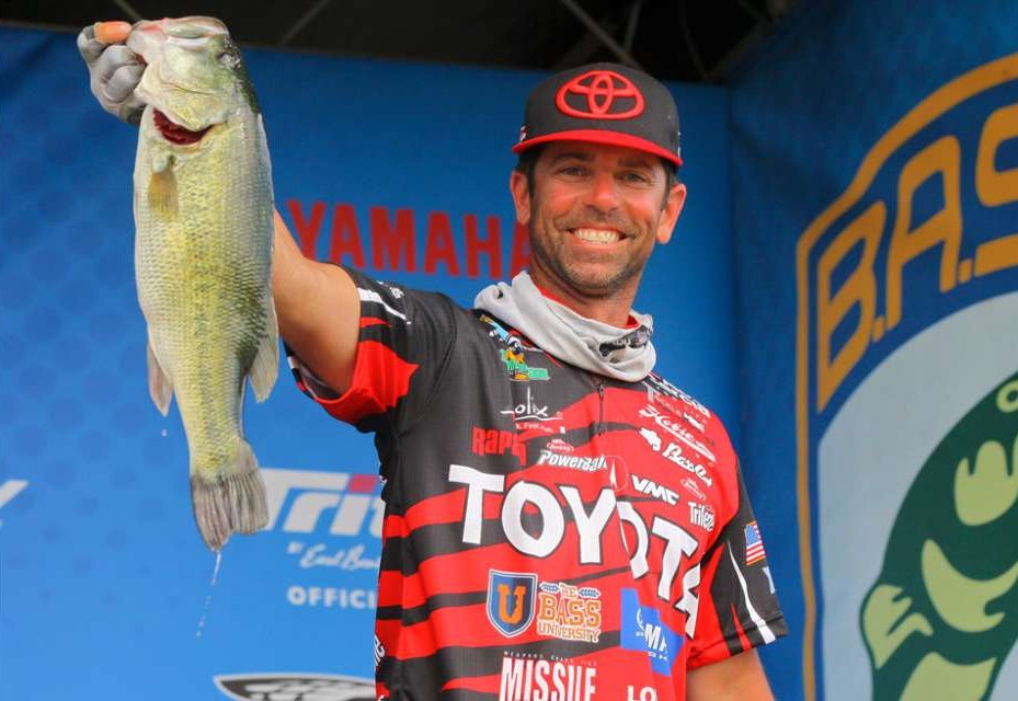 Mike Iaconelli's Day 2 Big Bass Fishing Photo